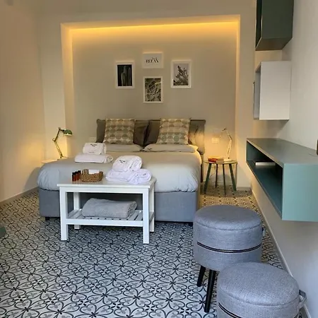 Carlo Alberto Guest house *